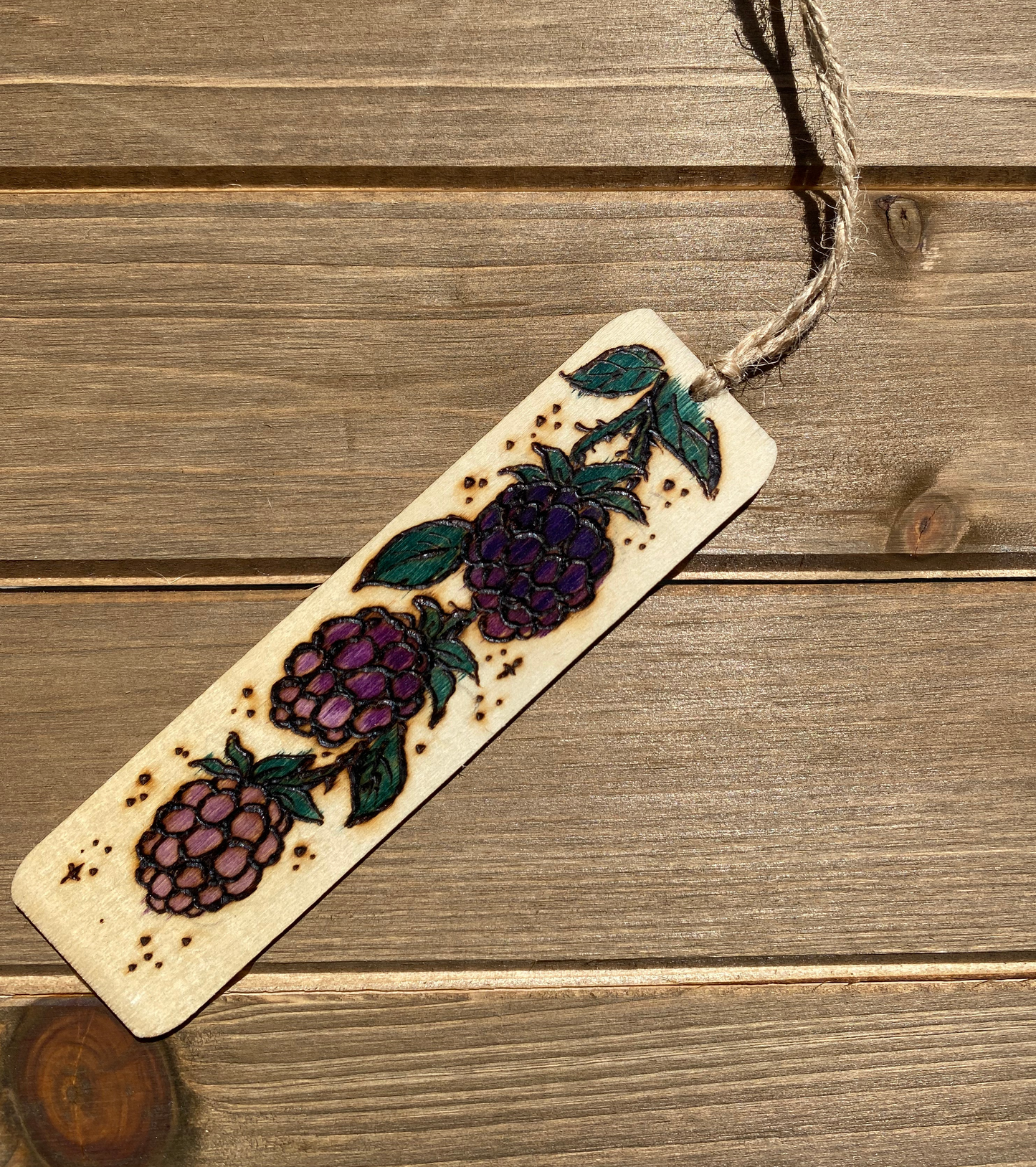 Wooden bookmark - Blackberries